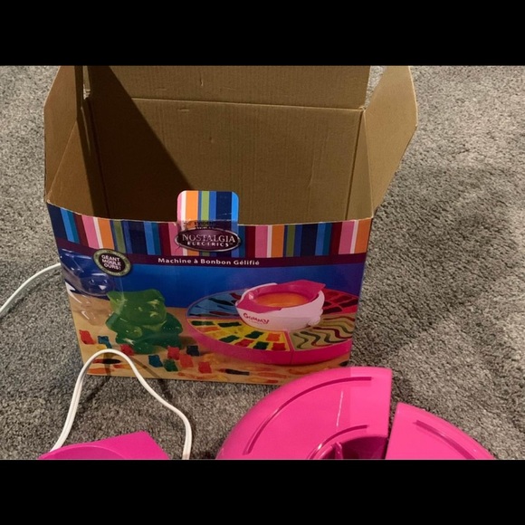 Nostalgia Electrics Gummy Candy Maker - Picture 5 of 5